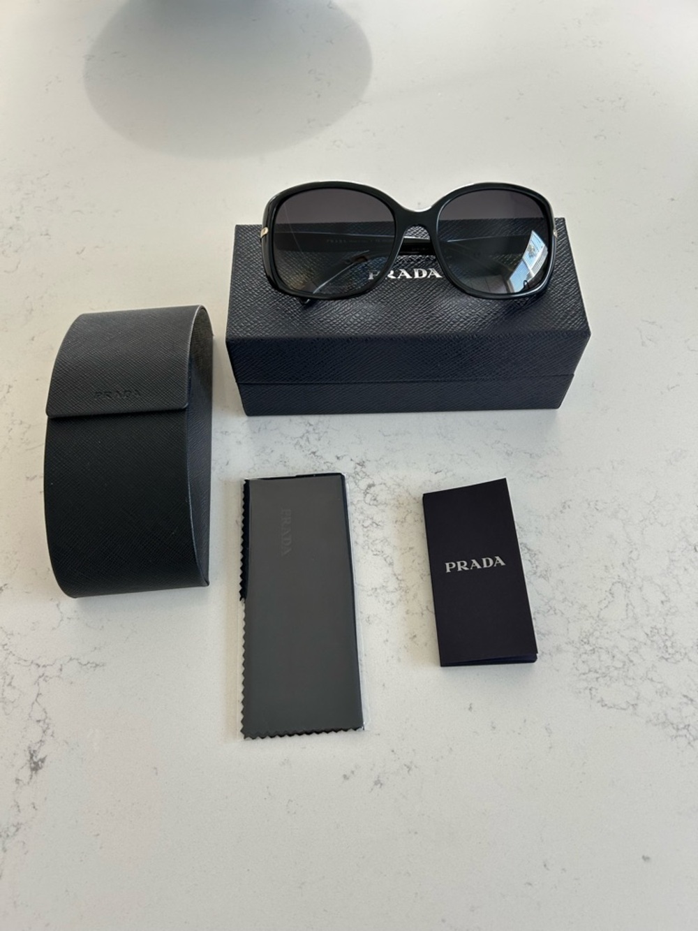 PRADA SPR 08O 1AB-5W1 BLACK W/GOLD METAL LOGO POLARIZED SUNGLASSES 57-17 130 - Picture 2 of 9